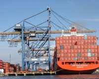 El Departamento de Comercio dijo que la brecha comercial se amplió un 16% en noviembre a 48,700 millones de dólares (mdd).