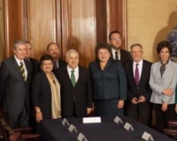 Enriqueta Cabrera durante su nombramiento en la SEP.