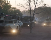 Francia prosigue su misión en Malí para desalojar a los milicianos vinculados con Al Qaeda en el Magreb Islámico (AQMI) y dio inicio a batallas 