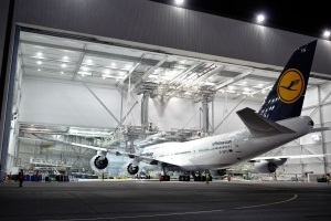 El 747-8 permitirá a Lufthansa transportar 10% más de pasajeros que en el 747 que utiliza actualmente en la ruta de México-Frankfurt